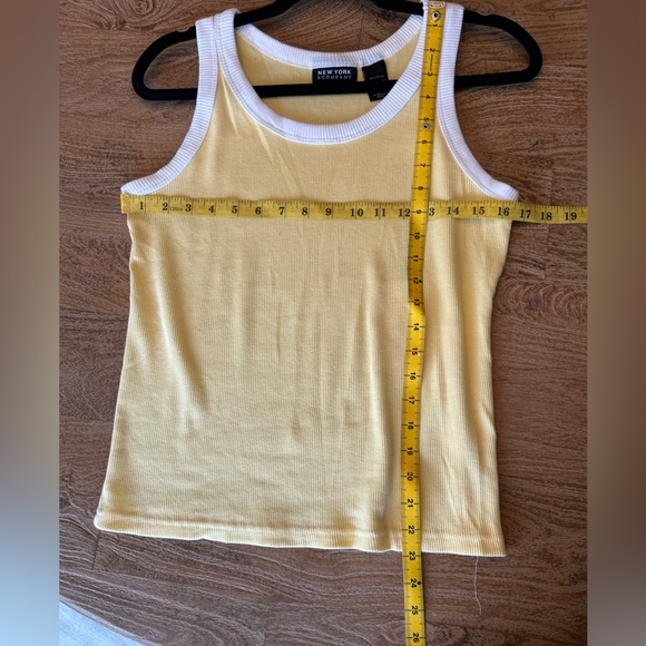 100% cotton New York & Company Yellow Tank Top with White Trim ribbed - Picture 4 of 4